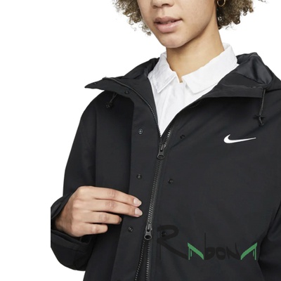 Куртка жіноча Nike W Sportswear Essential Storm-FIT 010