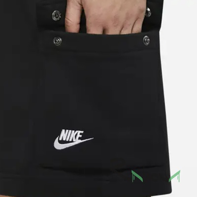 Чоловічі шорти Nike Club French Terry Cargo 010