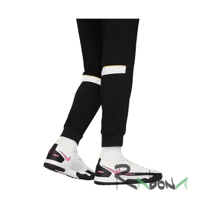 Спортивный костюм Nike Dri-FIT Academy 015