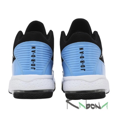 Кроссовки Nike Jordan Max Aura 2