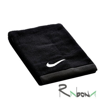 Спортивное полотенце М Nike Fundamental Towel 010