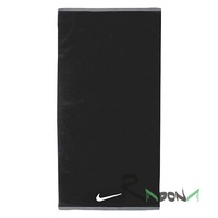 Спортивное полотенце L Nike Fundamental 010